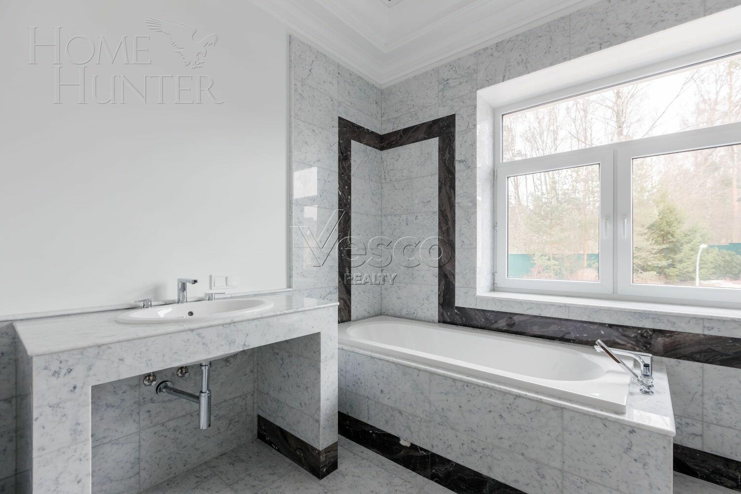 2-этажный коттедж 400 м² с отделкой