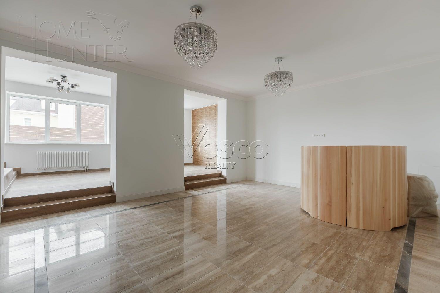 2-этажный коттедж 400 м² с отделкой