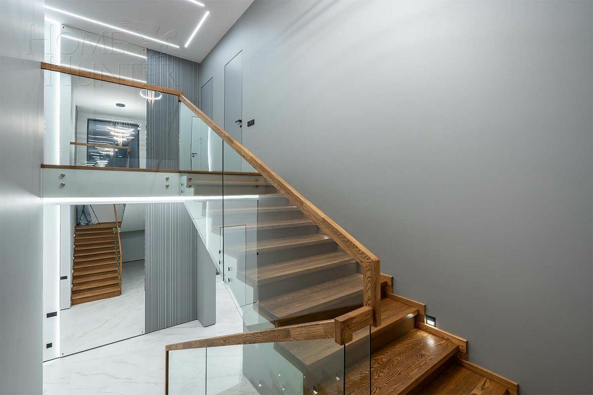 2-этажный коттедж 604 м² с отделкой