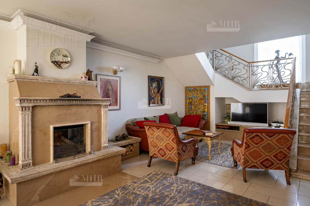 3-этажный коттедж 678 м² с отделкой