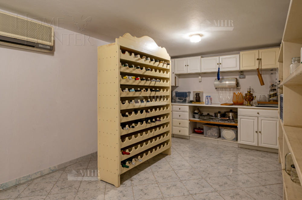 3-этажный коттедж 678 м² с отделкой