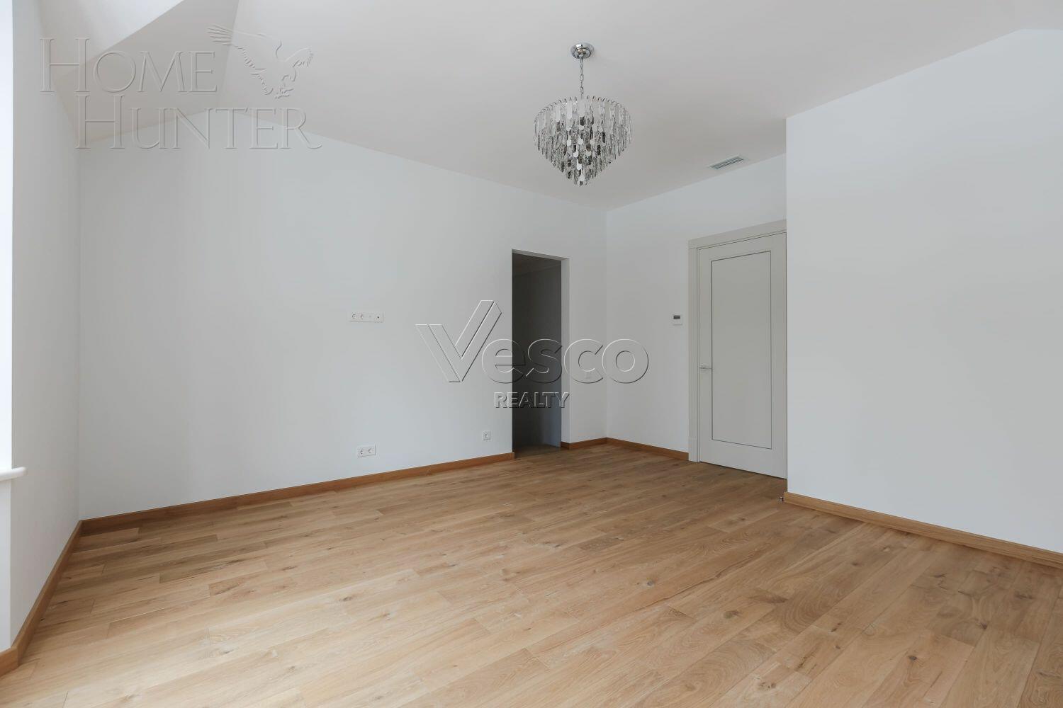 2-этажный коттедж 400 м² с отделкой