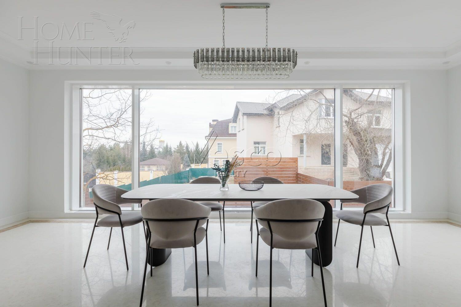 2-этажный коттедж 400 м² с отделкой