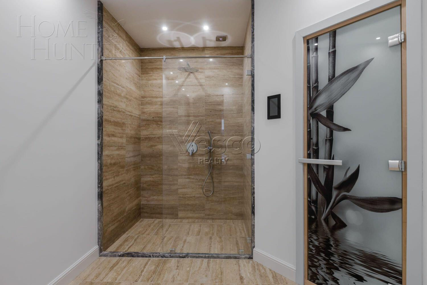 2-этажный коттедж 400 м² с отделкой