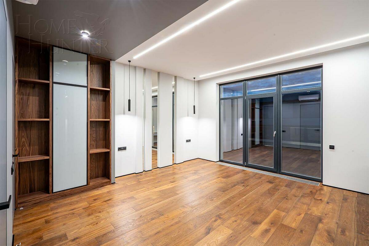 2-этажный коттедж 604 м² с отделкой