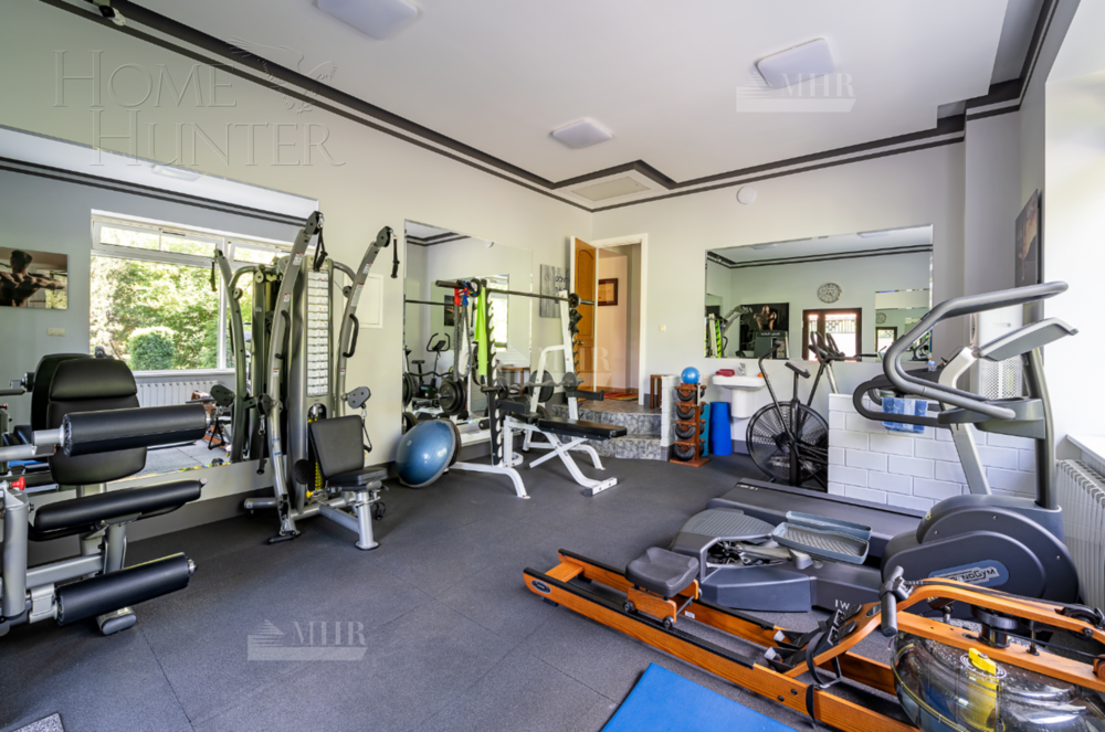 3-этажный коттедж 678 м² с отделкой