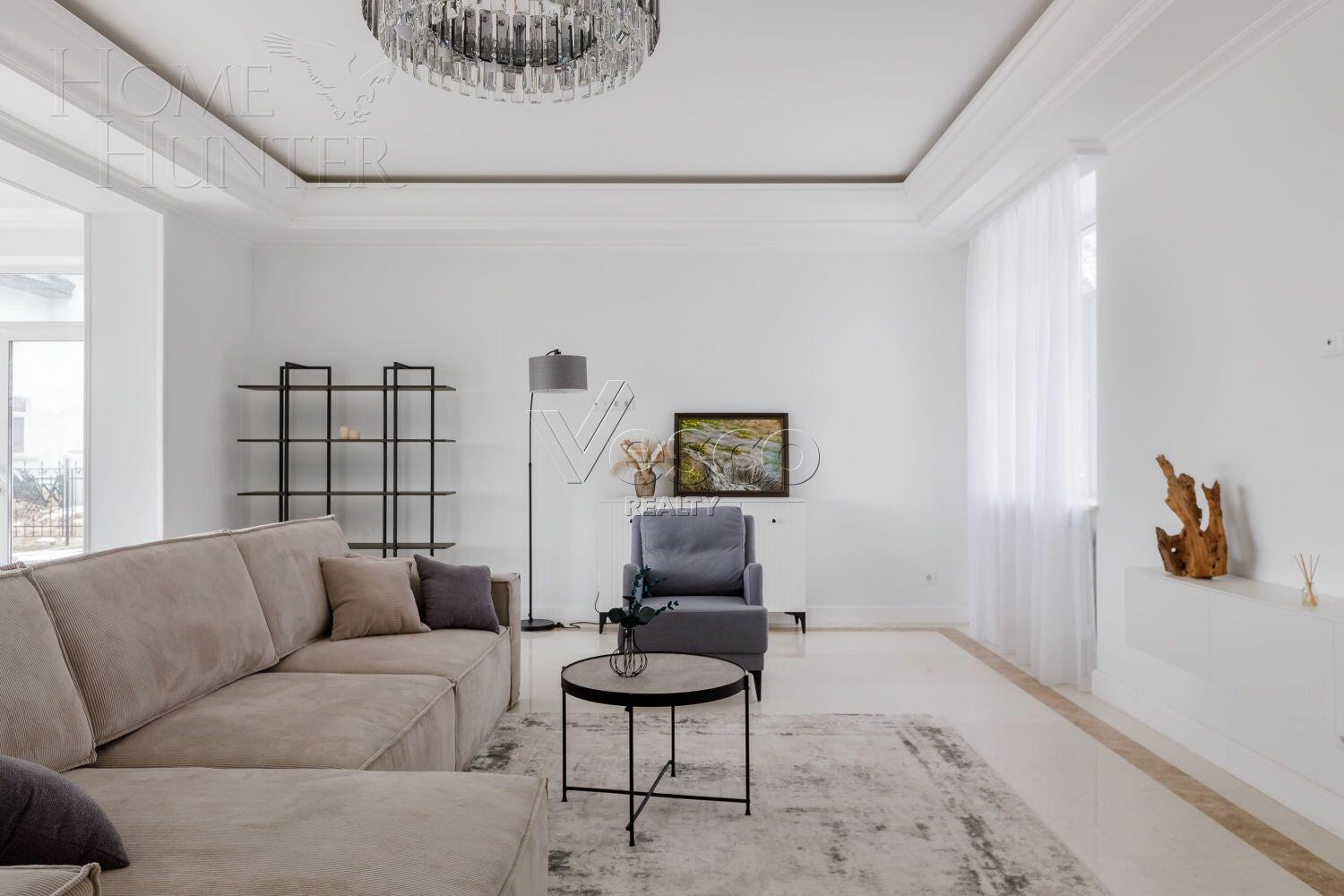 2-этажный коттедж 400 м² с отделкой