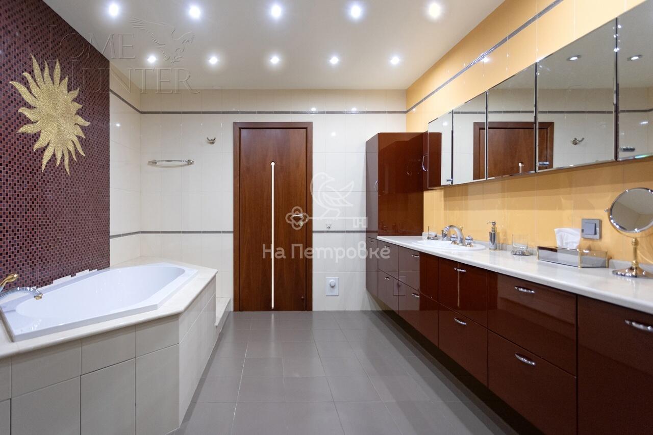 3-КОМН. КВАРТИРА С ОТДЕЛКОЙ 220 М² НА 8 ЭТАЖЕ