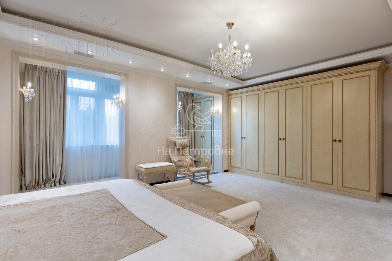 3-КОМН. КВАРТИРА С ОТДЕЛКОЙ 220 М² НА 8 ЭТАЖЕ