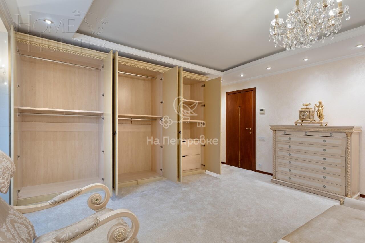 3-КОМН. КВАРТИРА С ОТДЕЛКОЙ 220 М² НА 8 ЭТАЖЕ