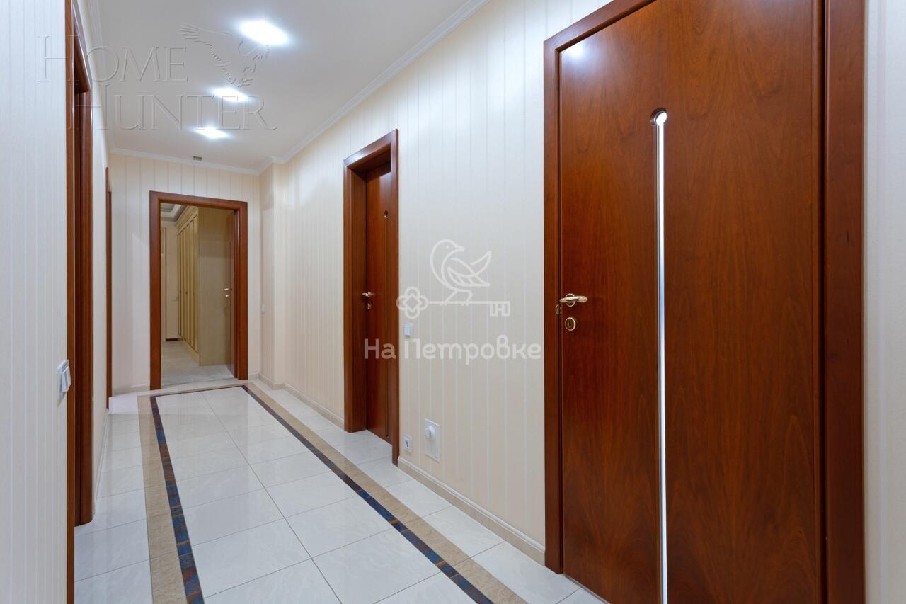 3-КОМН. КВАРТИРА С ОТДЕЛКОЙ 220 М² НА 8 ЭТАЖЕ