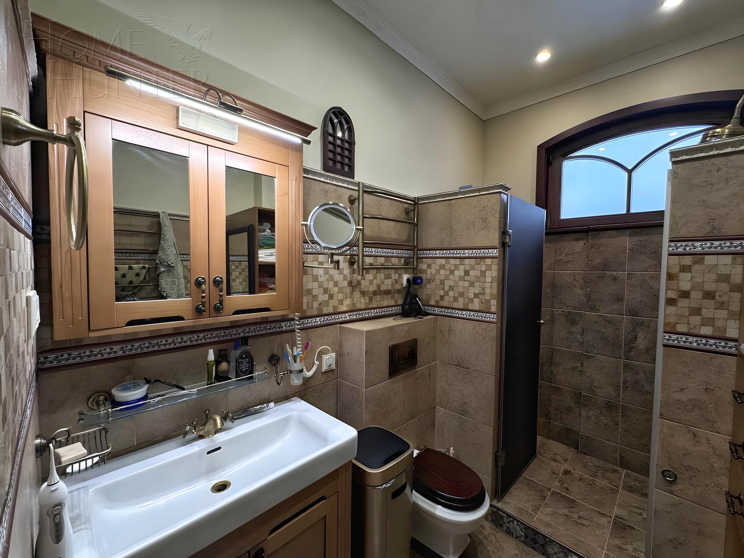 2-этажный коттедж 760 м² с отделкой