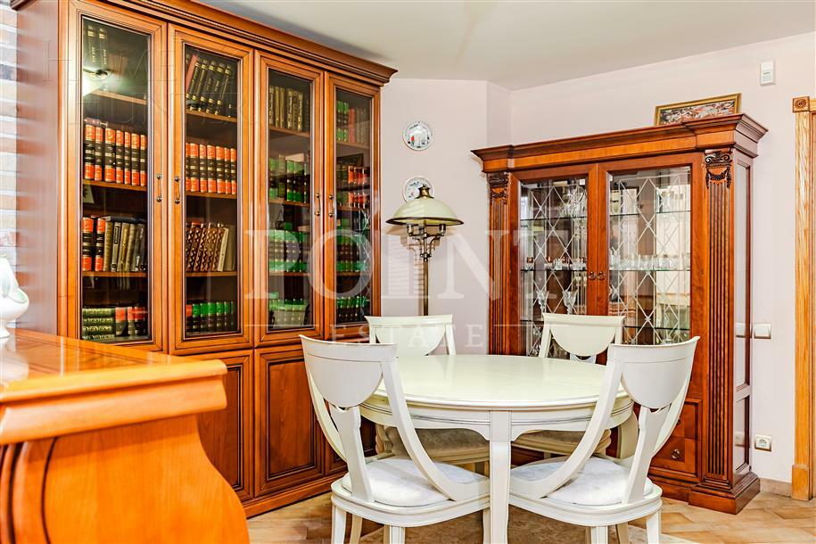 2-этажный коттедж 512.5 м² с отделкой