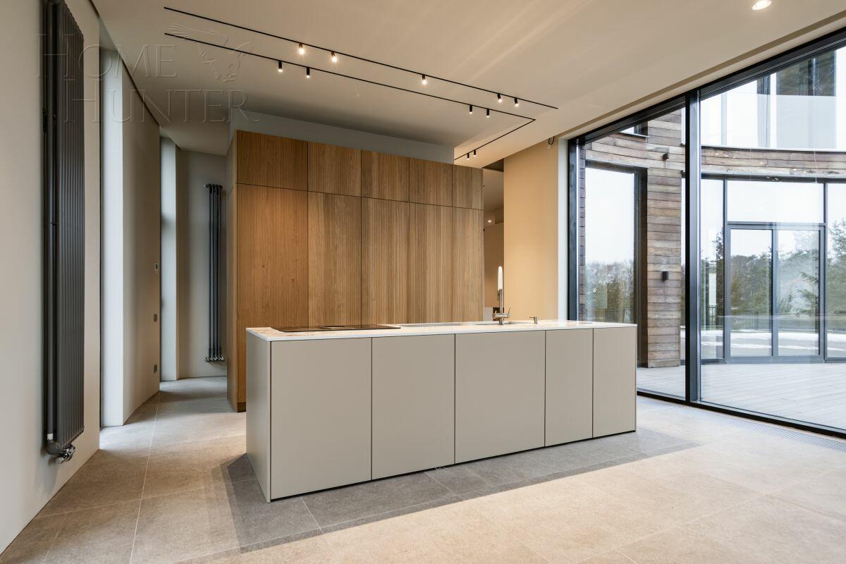 2-этажный коттедж 830 м² с отделкой