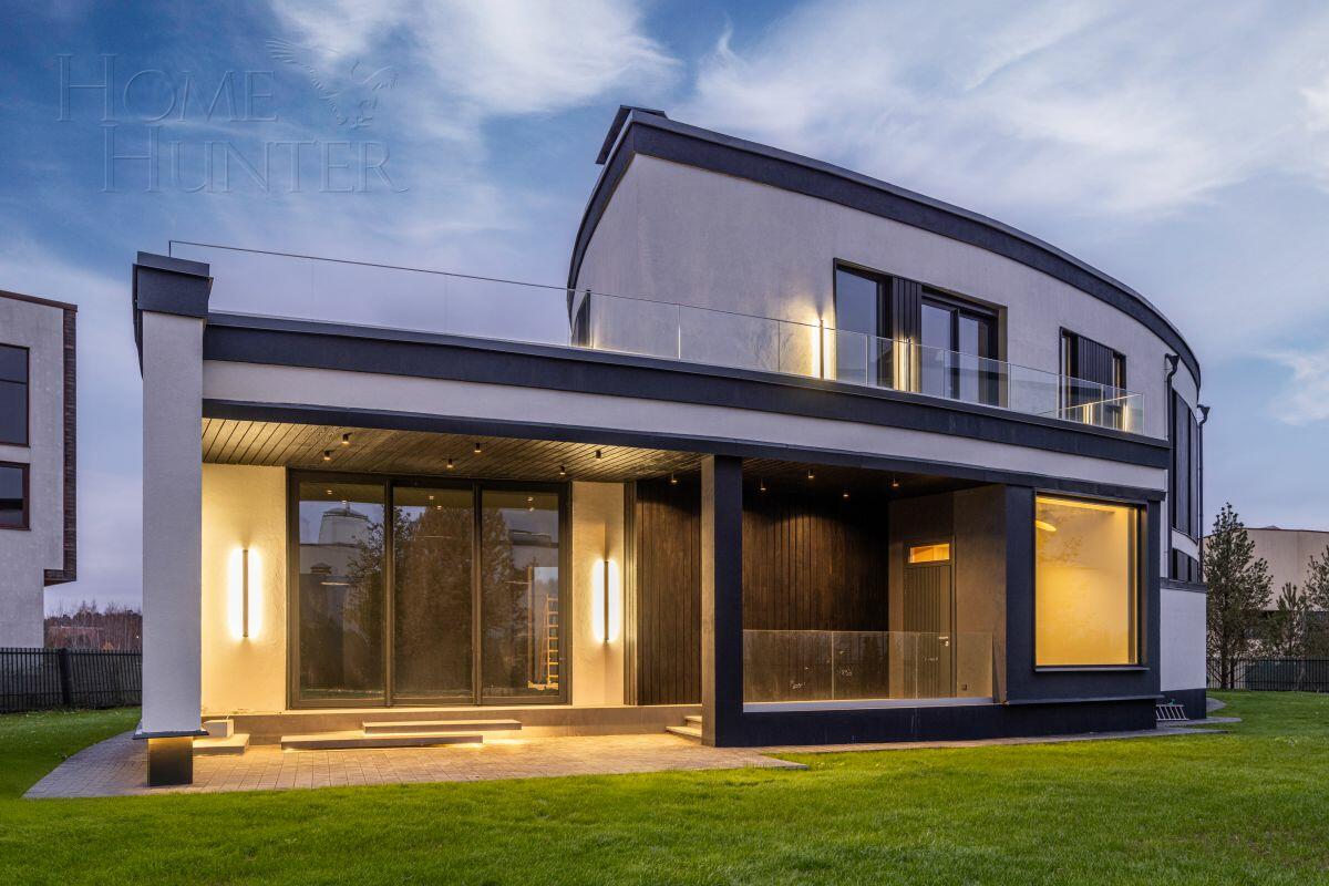 2-этажный коттедж 830 м² с отделкой