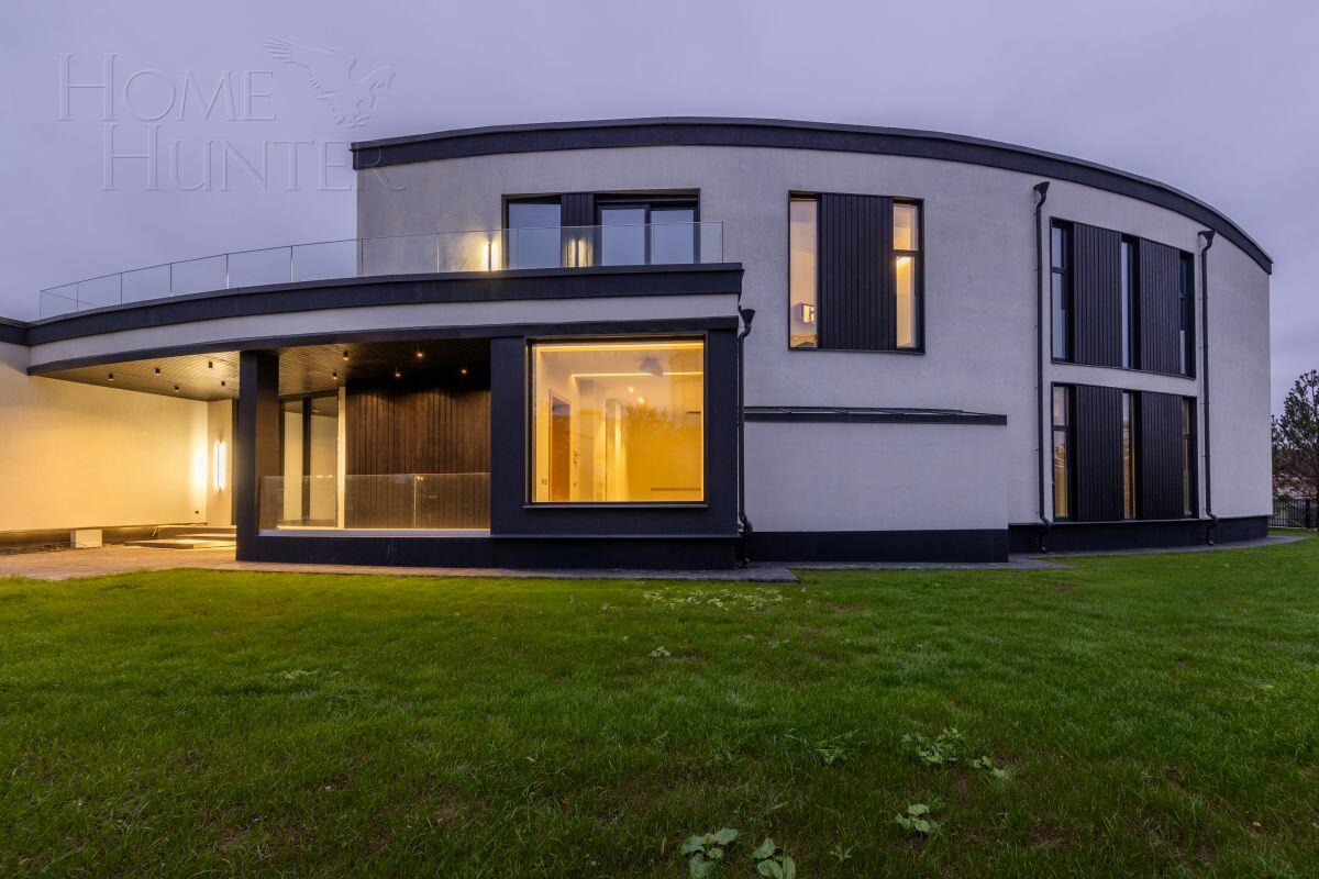 2-этажный коттедж 830 м² с отделкой