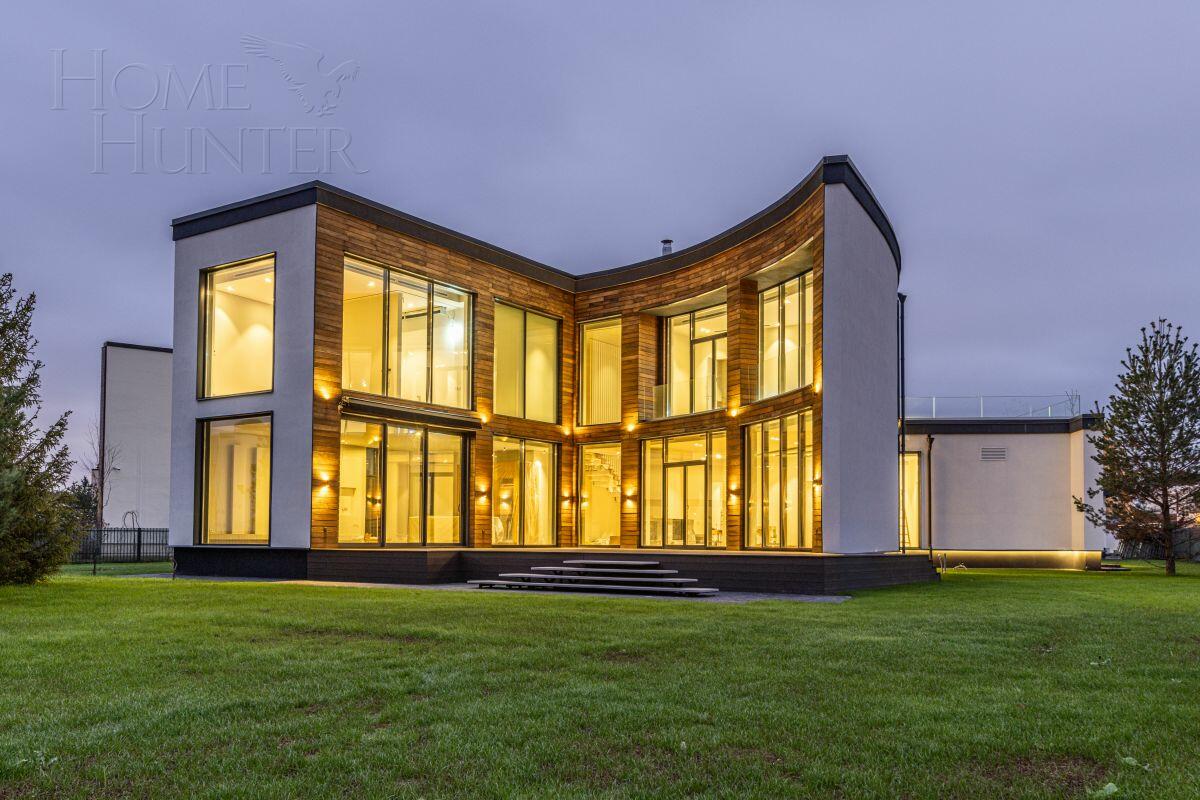 2-этажный коттедж 830 м² с отделкой