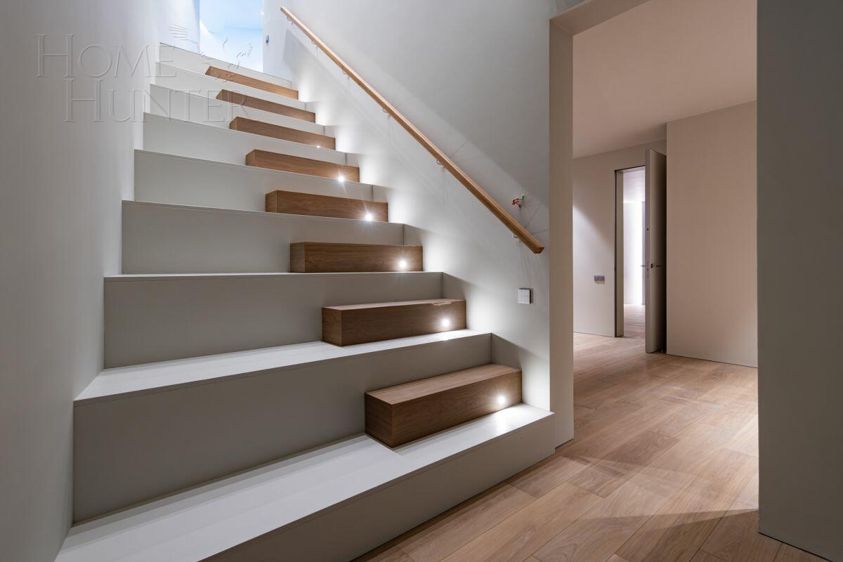 2-этажный коттедж 830 м² с отделкой