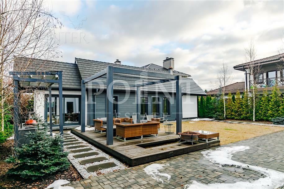 2-этажный коттедж 400 м² с отделкой