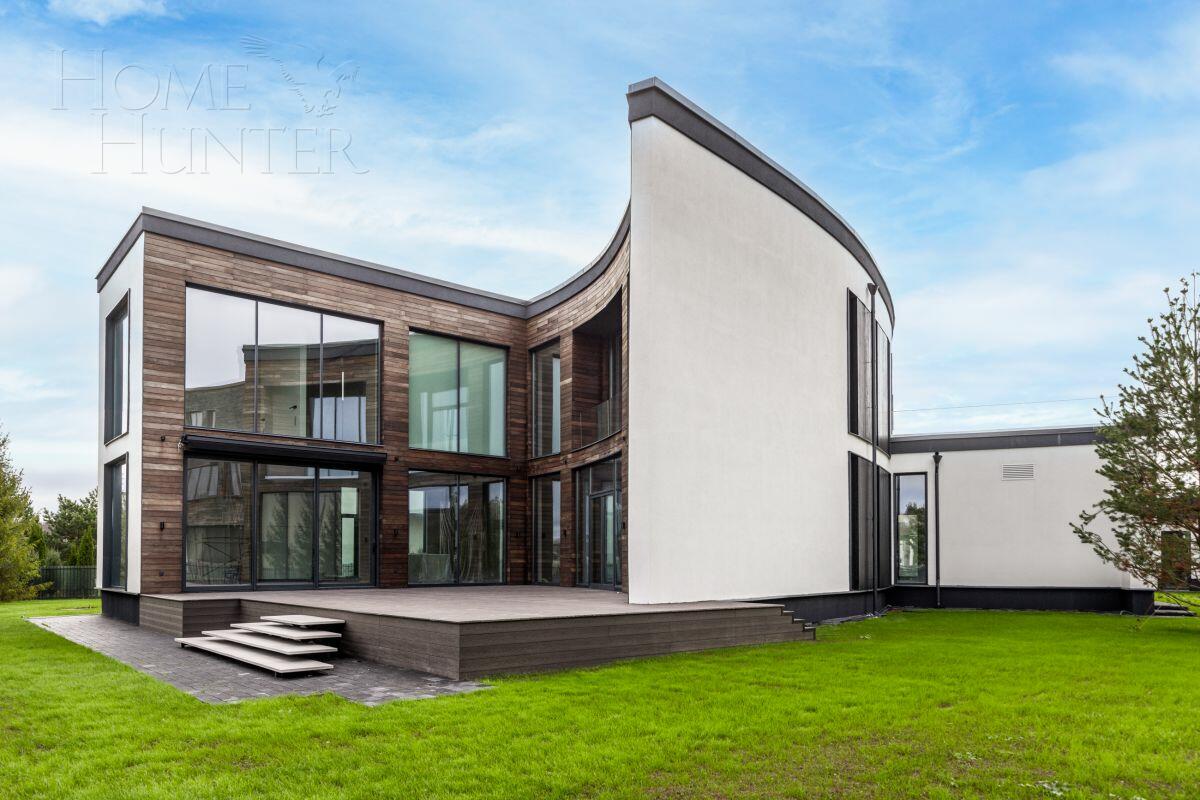 2-этажный коттедж 830 м² с отделкой