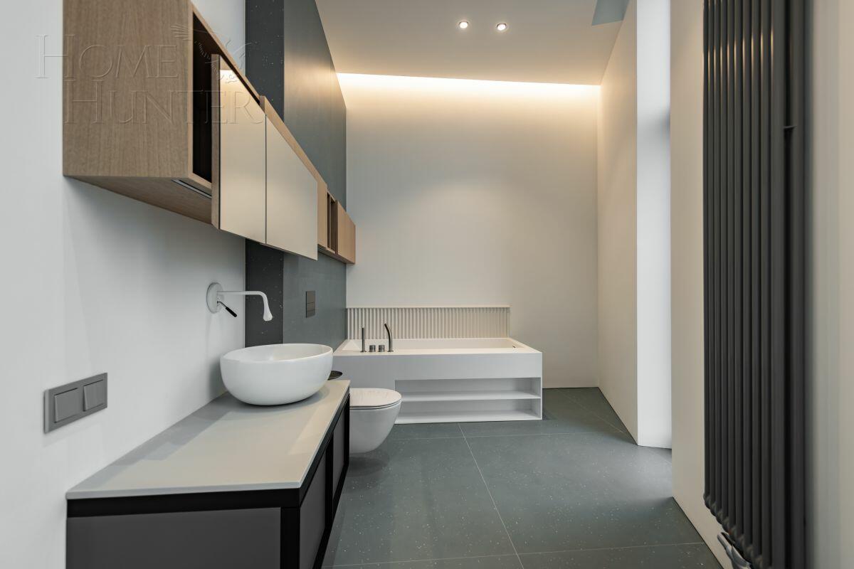 2-этажный коттедж 830 м² с отделкой