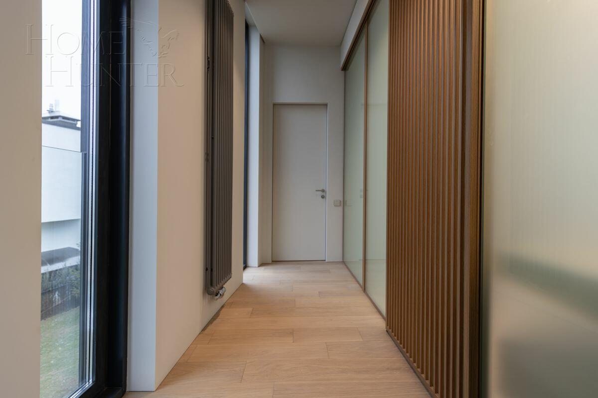 2-этажный коттедж 830 м² с отделкой