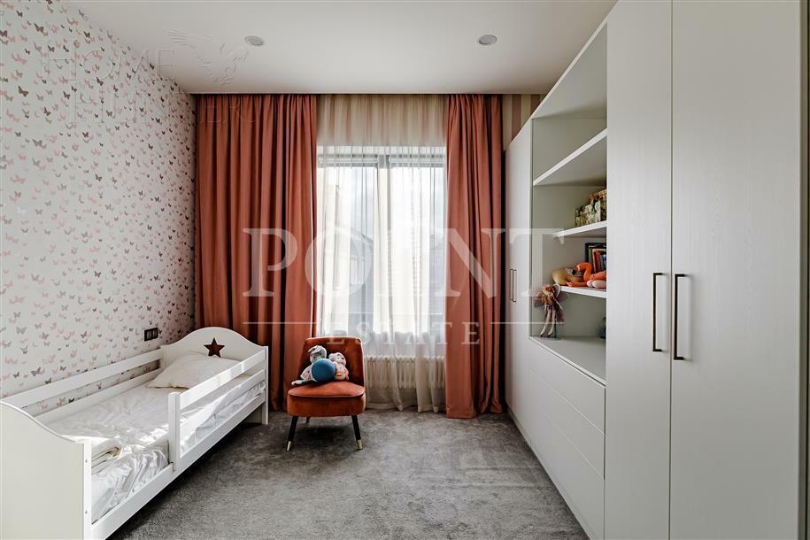 2-этажный коттедж 400 м² с отделкой