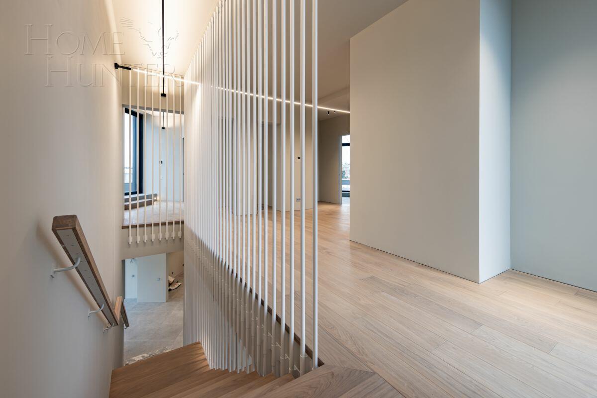 2-этажный коттедж 830 м² с отделкой