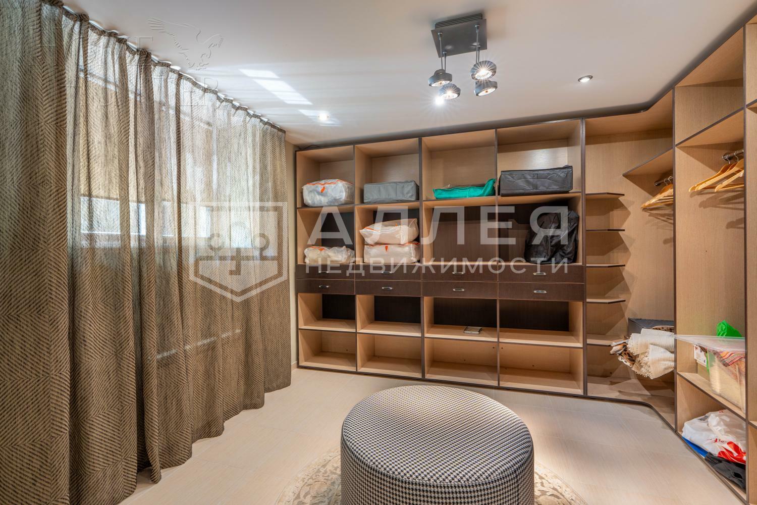 2-этажный коттедж 825 м² с отделкой