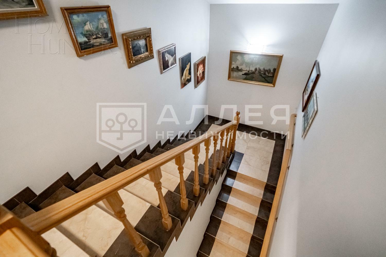 2-этажный таунхаус 360 м² с отделкой