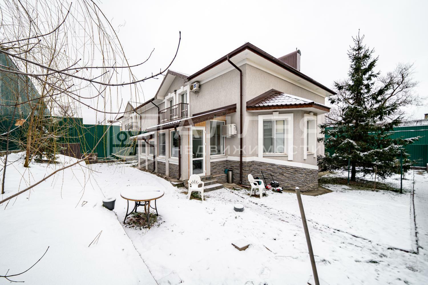 2-этажный таунхаус 360 м² с отделкой