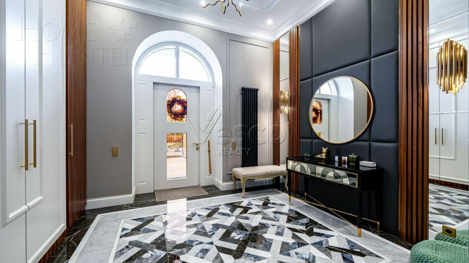 2-этажный коттедж 490 м² с отделкой