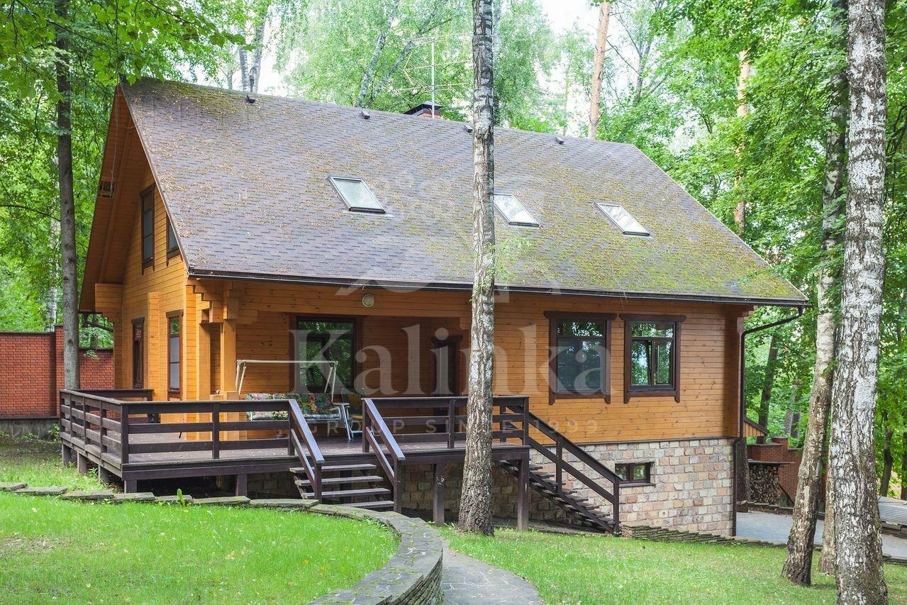 2-этажный коттедж 1 500 м² с отделкой