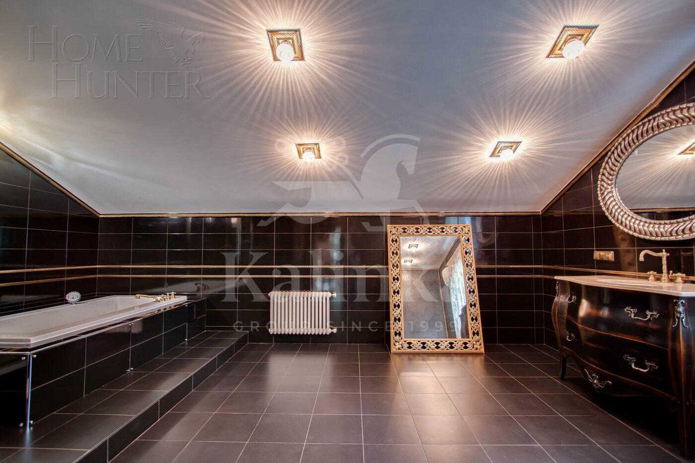 2-этажный коттедж 1 200 м² с отделкой