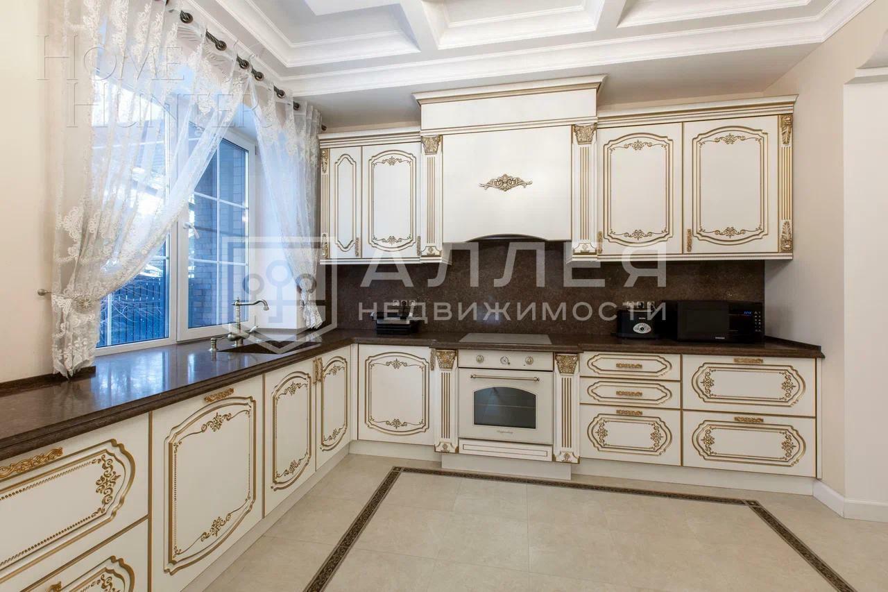 2-этажный коттедж 500 м² с отделкой