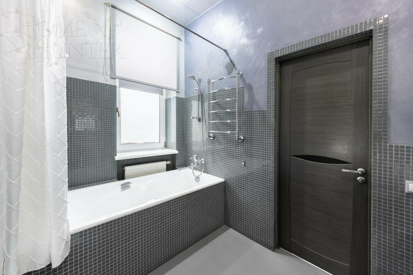 3-этажный коттедж 560 м² с отделкой