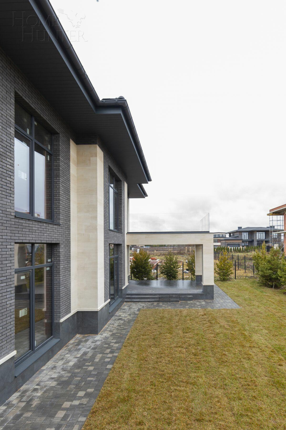 2-этажный коттедж 307 м² без отделки