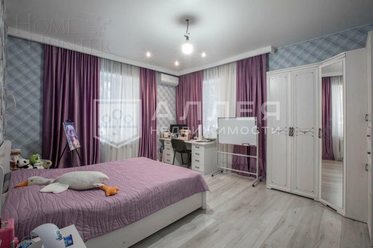 2-этажный коттедж 500 м² с отделкой