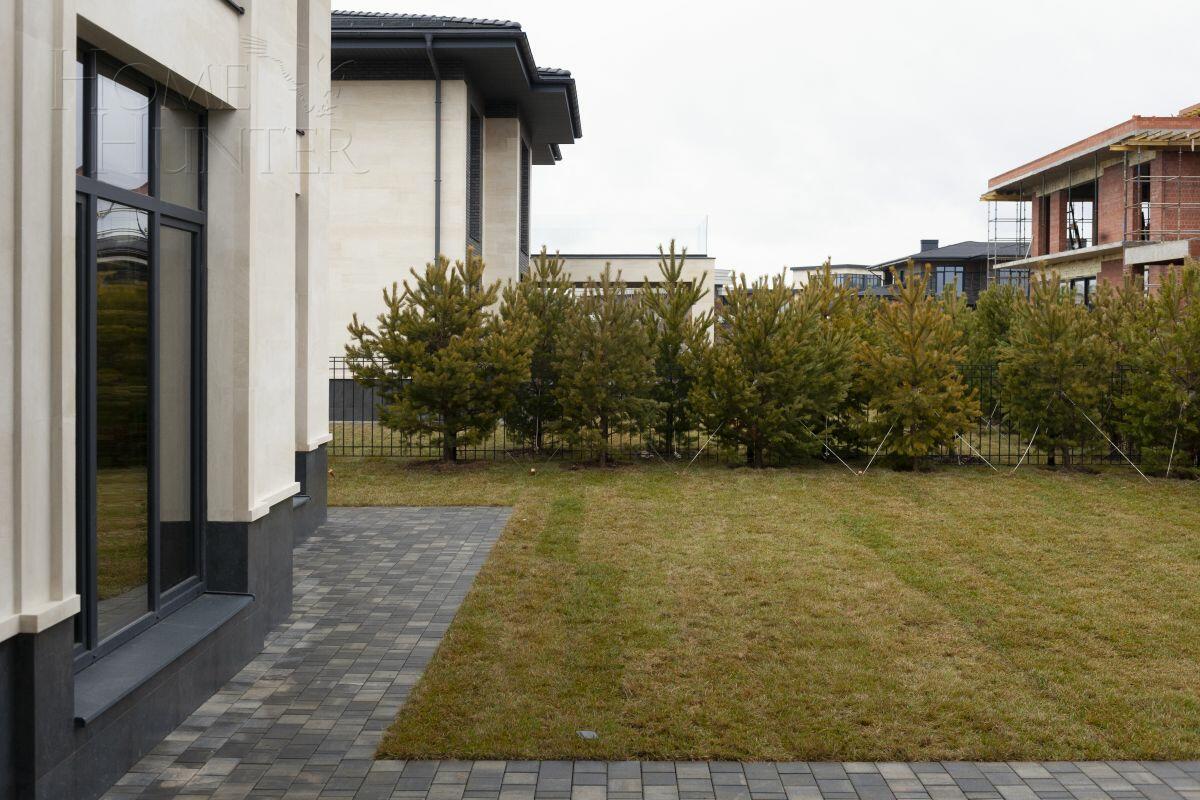 2-этажный коттедж 307 м² без отделки