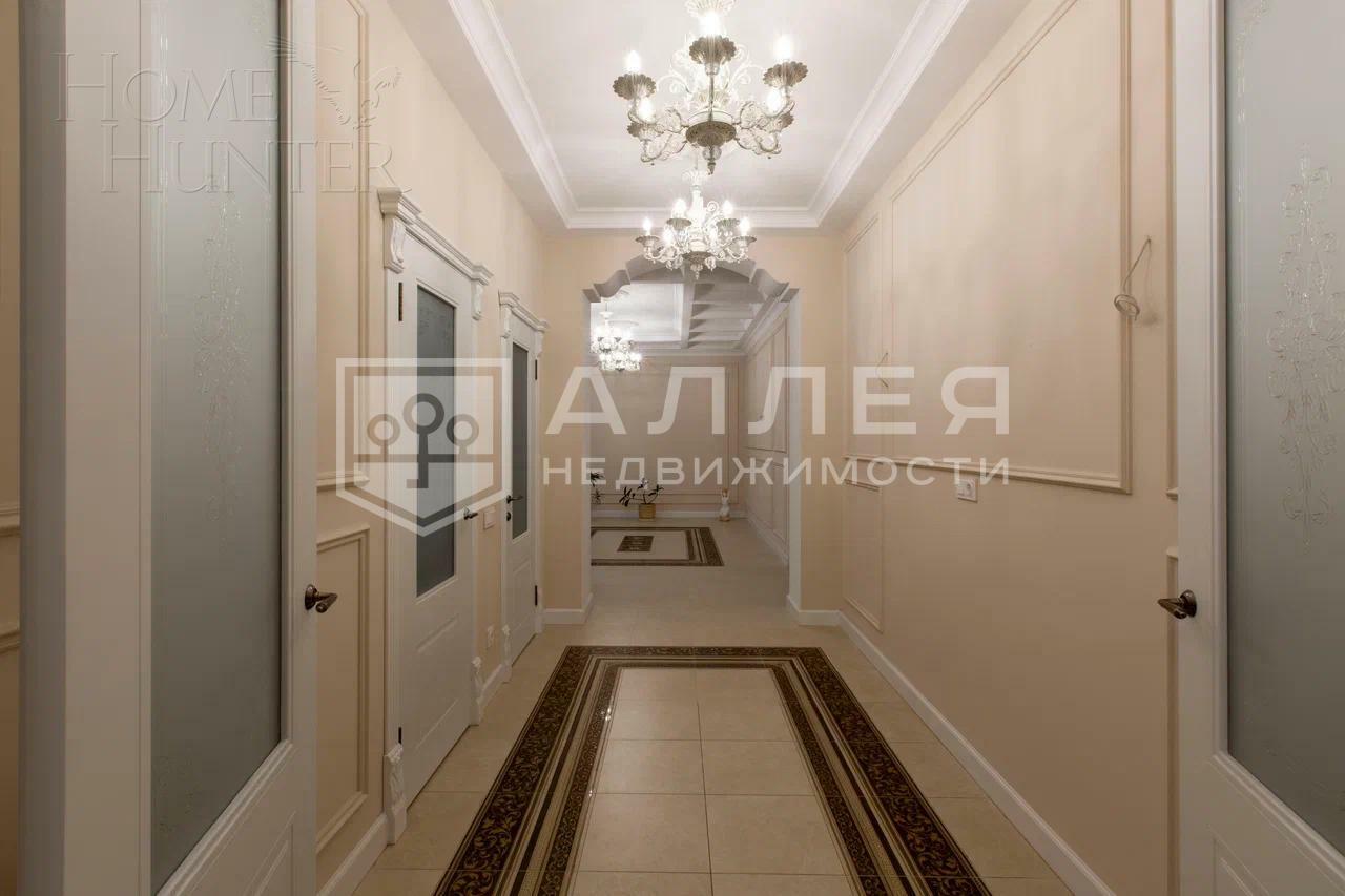 2-этажный коттедж 500 м² с отделкой