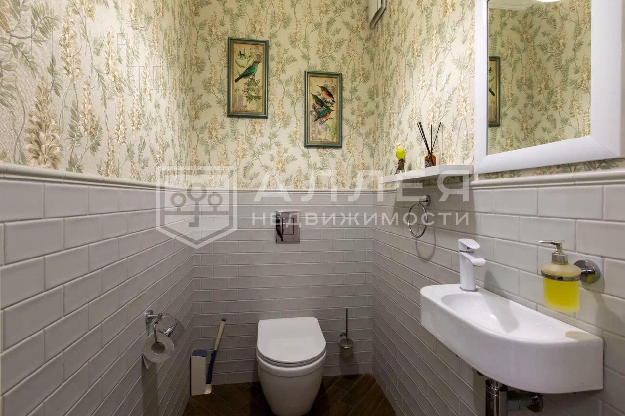 2-этажный коттедж 500 м² с отделкой