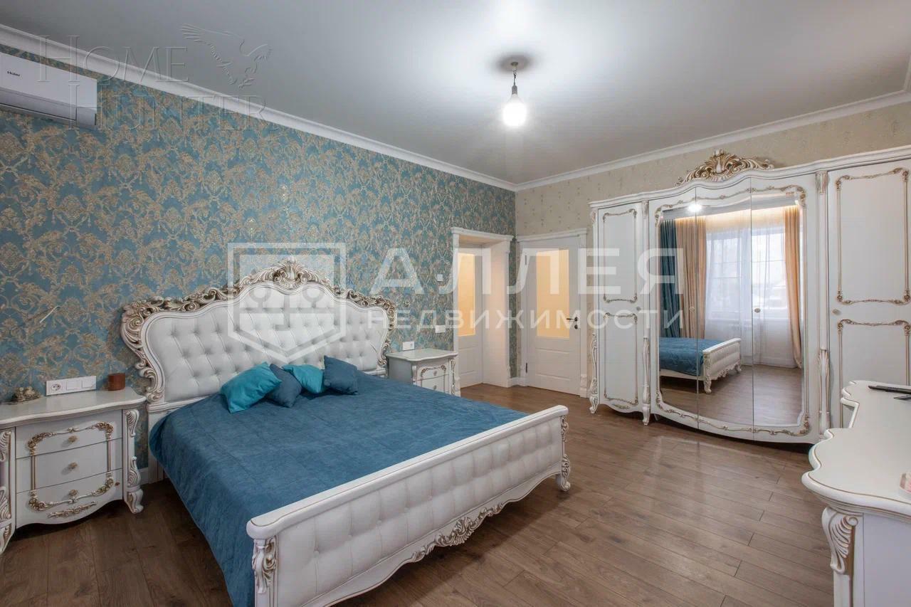 2-этажный коттедж 500 м² с отделкой