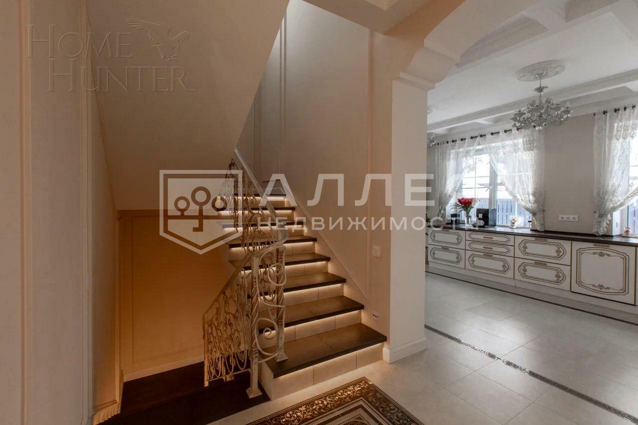 2-этажный коттедж 500 м² с отделкой