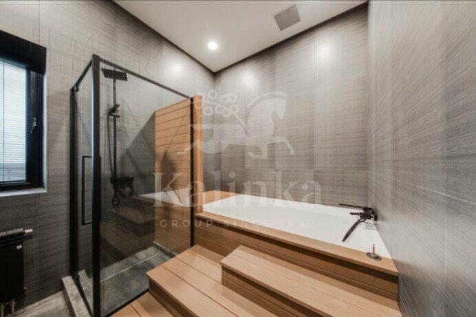2-этажный коттедж 540 м² с отделкой
