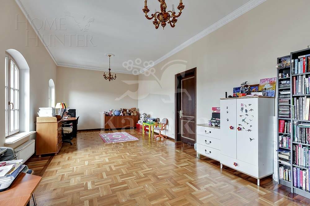 2-этажный коттедж 980 м² с отделкой