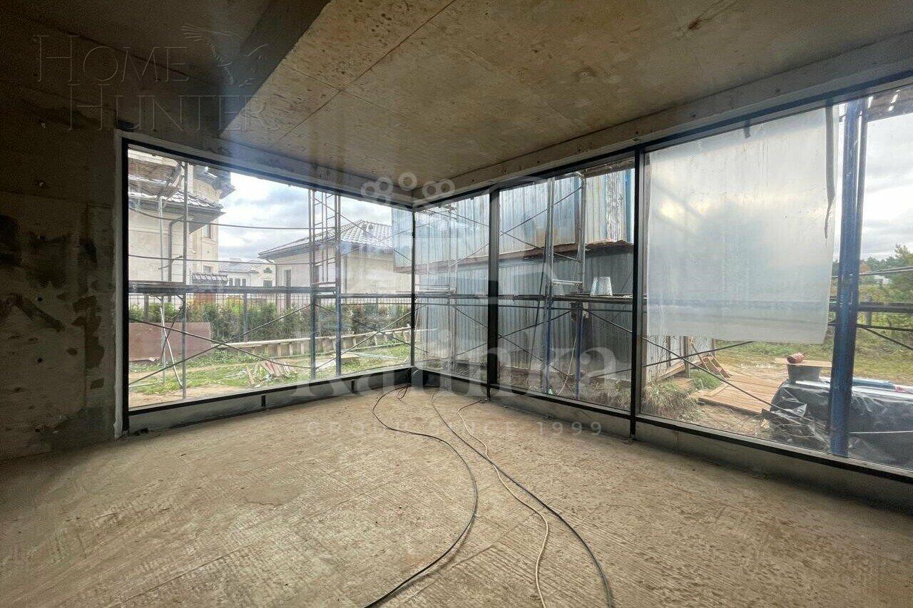 2-этажный коттедж 960 м² без отделки