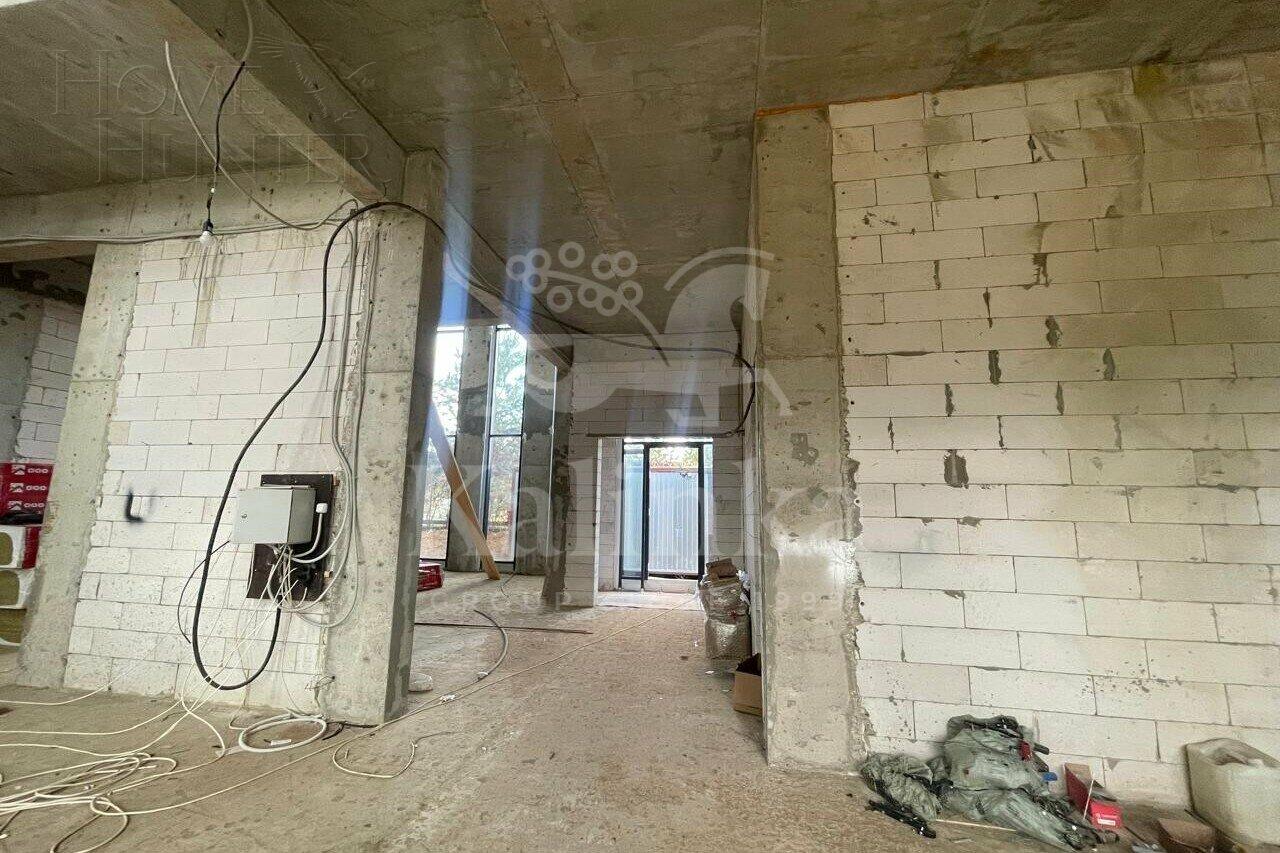 2-этажный коттедж 960 м² без отделки