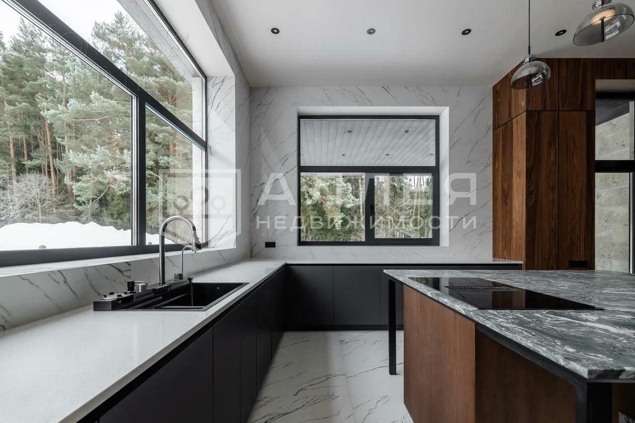 2-этажный коттедж 622 м² с отделкой