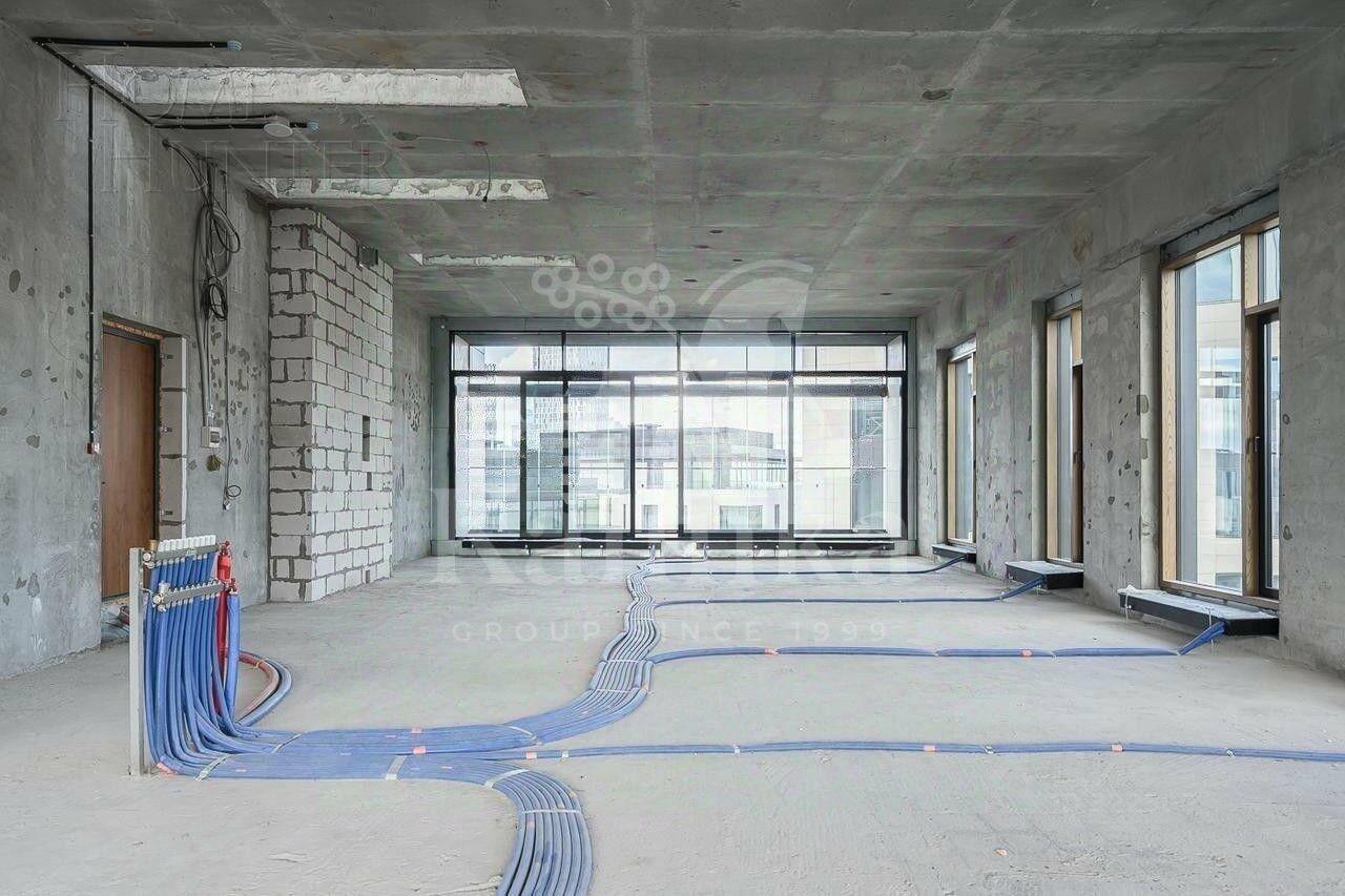 8-КОМН. ПЕНТХАУС БЕЗ ОТДЕЛКИ 422 М² НА 9 ЭТАЖЕ