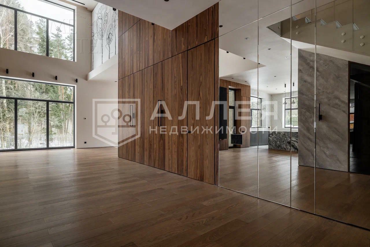 2-этажный коттедж 622 м² с отделкой